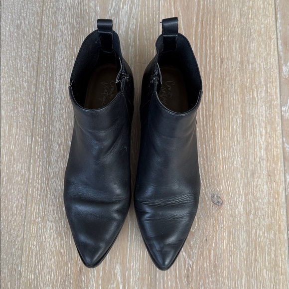 Crown Vintage Afessa Black Ankle Bootie - Picture 2 of 8